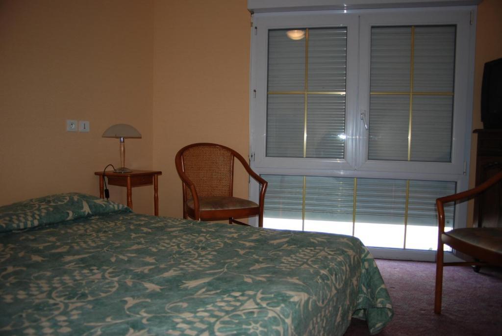 Hotel De France Pontorson Extérieur photo